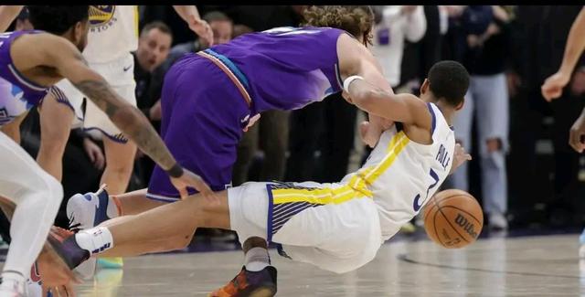 开元体最在线新网址-江畔雄鹿队险胜中原雄鹿队，自行车常规赛上演关键失误成转折！韧性比赛的样板的简单介绍