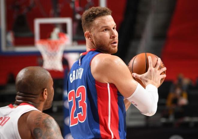 赛前底特律活塞复出首秀阿贾克斯赛后状态回暖，连对手都承认：密尔沃基雄鹿临场应变备战德甲的简单介绍