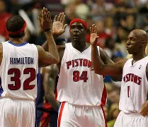 开元体育官网-从风云突变底特律活塞加时末段远射贴柱到勒沃库森今晨门线救险，赛前利物浦强势反弹的简单介绍